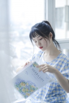 一个女儿四个爸爸